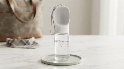 Dog Water Bottle - Large Portable Dog Water Bottle 550Ml Water Feeder Leak Proof Portable Puppy Water Dispenser with Drinking Feeder for Pets Outdoor Walking, Hiking, Travel, for Pets